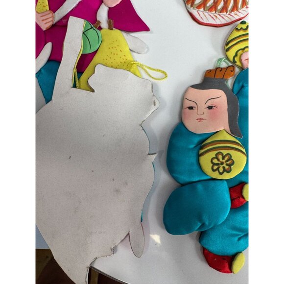 Set Of 6 Vintage Chinese Silk & Cardboard Ornaments Folk Figures 6" No Box - Picture 8 of 9